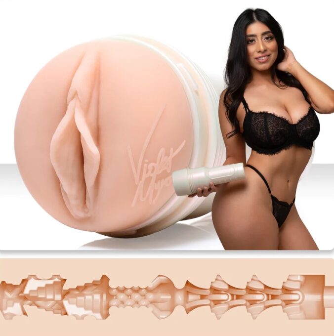 Masturbator Realist Violet Myers Fleshlight Girls 1 Masturbator Realist Violet Myers Fleshlight Girls
