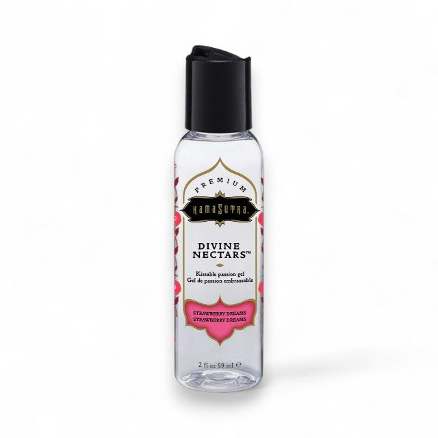 Lubrifiant cu aromă KAMASUTRA Divine Nectars Strawberry Dreams, pe bază de apă, cu aromă de căpșuni, 60 ml