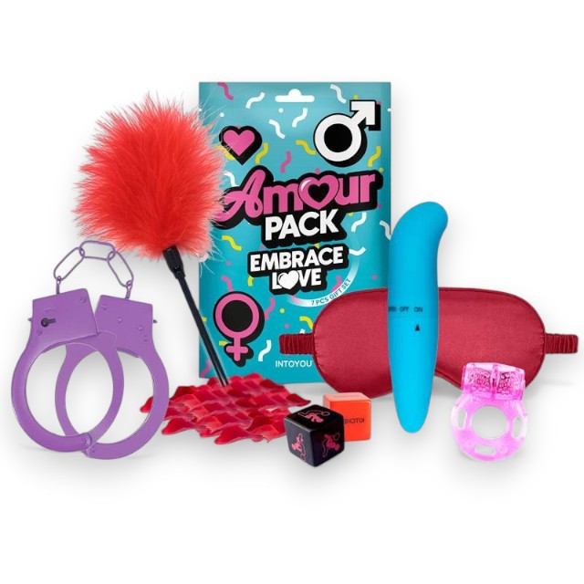 Set erotic AMOUR PACK Embrace Love, cu stimulator, inel pentru penis vibrator, mască, cătușe, zaruri, pană pentru stimulare și petale, pentru cupluri 1 Set erotic AMOUR PACK Embrace Love, cu stimulator, inel pentru penis vibrator, mască, cătușe, zaruri, pană pentru stimulare și petale, pentru cupluri